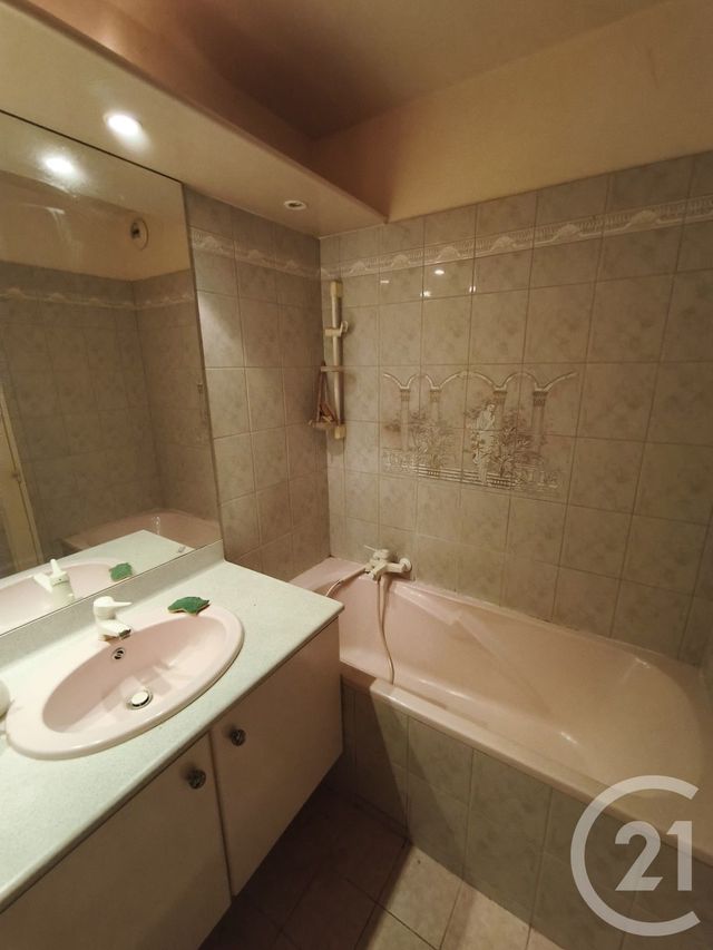 Appartement F2 à vendre - 2 pièces - 49.42 m2 - ST JEAN DE BRAYE - 45 - CENTRE - Century 21 Premium