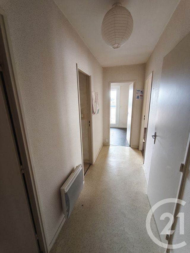 Appartement F2 à vendre - 2 pièces - 49.42 m2 - ST JEAN DE BRAYE - 45 - CENTRE - Century 21 Premium