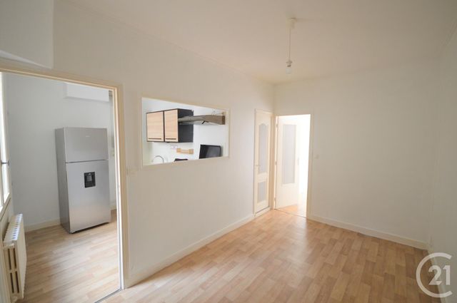 Appartement F2 à louer - 2 pièces - 55.0 m2 - ORLEANS - 45 - CENTRE - Century 21 Premium Appartement F2 à louer - 2 pièces - 55.0 m2 - ORLEANS - 45 - CENTRE - Century 21 Premium