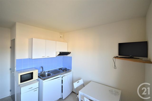 Appartement F1 à vendre - 1 pièce - 16.11 m2 - ORLEANS - 45 - CENTRE - Century 21 Premium Appartement F1 à vendre - 1 pièce - 16.11 m2 - ORLEANS - 45 - CENTRE - Century 21 Premium
