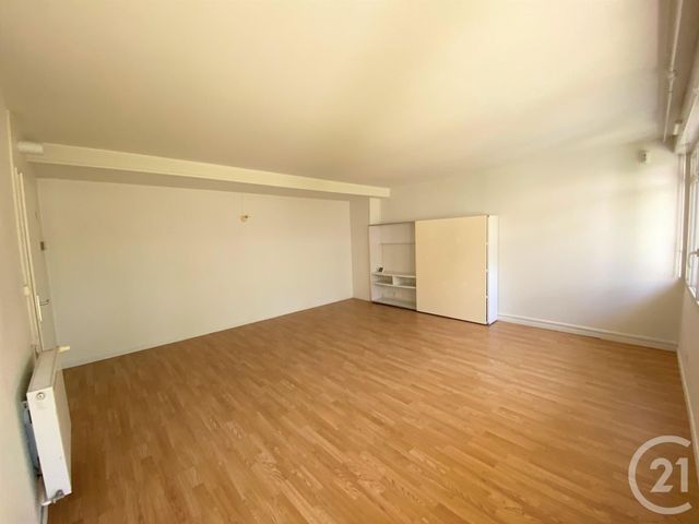 Afficher la photo en grand Appartement F2 à louer - 2 pièces - 60.47 m2 - ORLEANS - 45 - CENTRE - Century 21 Premium