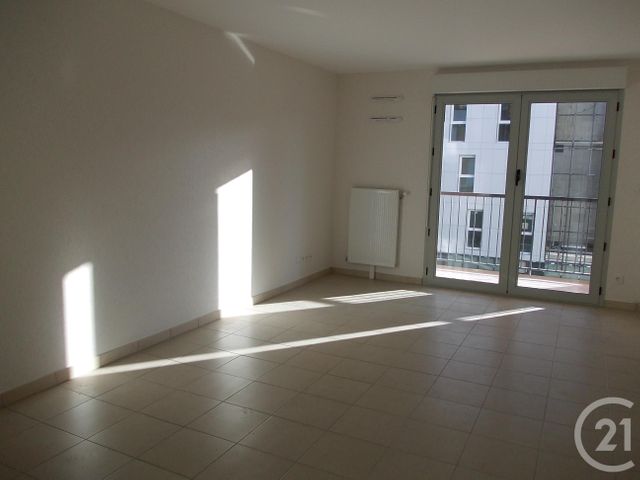 Appartement F3 à louer - 3 pièces - 67.12 m2 - ORLEANS - 45 - CENTRE - Century 21 Premium Appartement F3 à louer - 3 pièces - 67.12 m2 - ORLEANS - 45 - CENTRE - Century 21 Premium