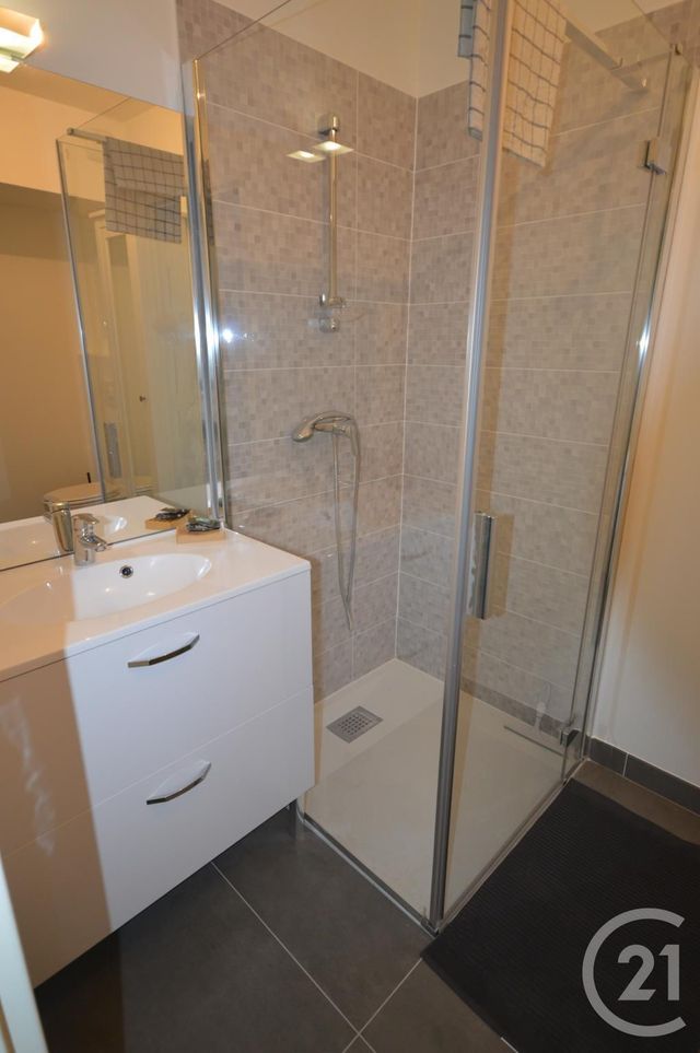 Appartement F1 à louer - 1 pièce - 20.4 m2 - ORLEANS - 45 - CENTRE - Century 21 Premium Appartement F1 à louer - 1 pièce - 20.4 m2 - ORLEANS - 45 - CENTRE - Century 21 Premium