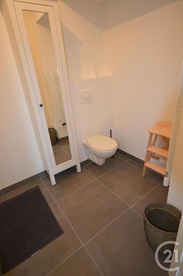 Appartement F1 à louer - 1 pièce - 20.4 m2 - ORLEANS - 45 - CENTRE - Century 21 Premium Appartement F1 à louer - 1 pièce - 20.4 m2 - ORLEANS - 45 - CENTRE - Century 21 Premium