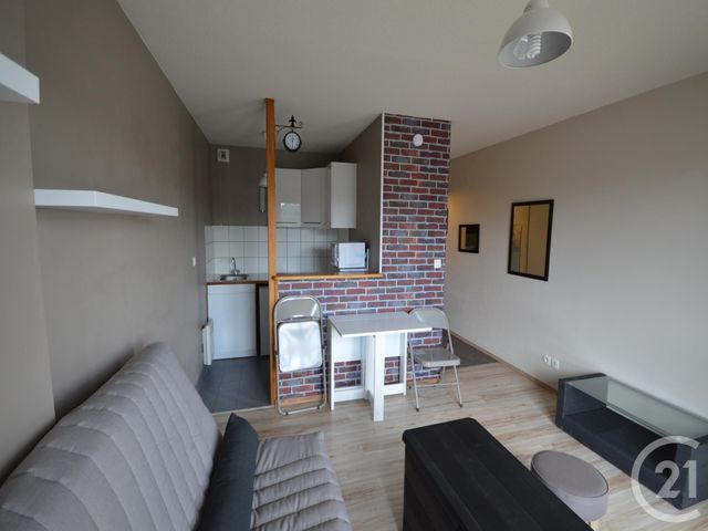Appartement F1 à louer - 1 pièce - 24.06 m2 - ORLEANS - 45 - CENTRE - Century 21 Premium Appartement F1 à louer - 1 pièce - 24.06 m2 - ORLEANS - 45 - CENTRE - Century 21 Premium