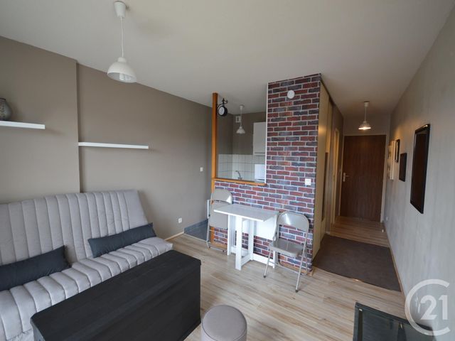 Appartement F1 à louer - 1 pièce - 24.06 m2 - ORLEANS - 45 - CENTRE - Century 21 Premium Appartement F1 à louer - 1 pièce - 24.06 m2 - ORLEANS - 45 - CENTRE - Century 21 Premium