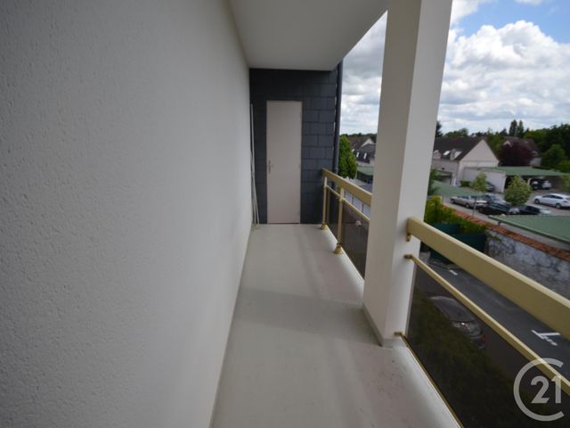 Appartement F1 à louer - 1 pièce - 24.06 m2 - ORLEANS - 45 - CENTRE - Century 21 Premium Appartement F1 à louer - 1 pièce - 24.06 m2 - ORLEANS - 45 - CENTRE - Century 21 Premium