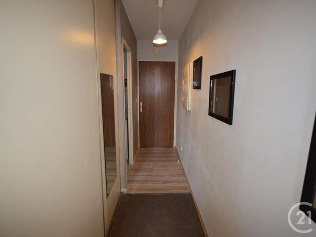 Appartement F1 à louer - 1 pièce - 24.06 m2 - ORLEANS - 45 - CENTRE - Century 21 Premium Appartement F1 à louer - 1 pièce - 24.06 m2 - ORLEANS - 45 - CENTRE - Century 21 Premium