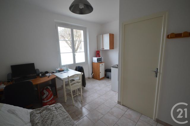Studio à louer - 1 pièce - 16.39 m2 - ORLEANS - 45 - CENTRE - Century 21 Premium Studio à louer - 1 pièce - 16.39 m2 - ORLEANS - 45 - CENTRE - Century 21 Premium