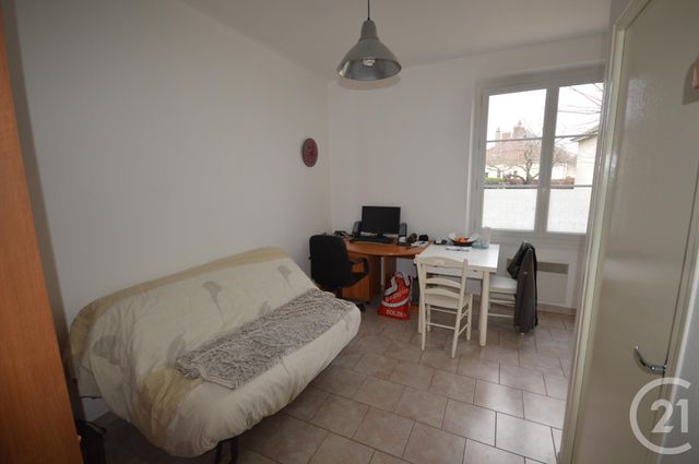 Studio à louer - 1 pièce - 16.39 m2 - ORLEANS - 45 - CENTRE - Century 21 Premium Studio à louer - 1 pièce - 16.39 m2 - ORLEANS - 45 - CENTRE - Century 21 Premium
