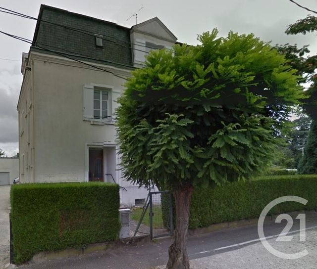 Studio à louer - 1 pièce - 16.39 m2 - ORLEANS - 45 - CENTRE - Century 21 Premium Studio à louer - 1 pièce - 16.39 m2 - ORLEANS - 45 - CENTRE - Century 21 Premium