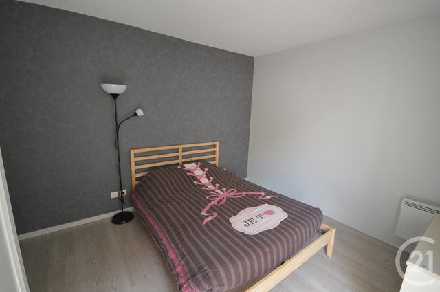 Afficher la photo en grand Appartement F3 à louer - 3 pièces - 54.0 m2 - ORLEANS - 45 - CENTRE - Century 21 Premium