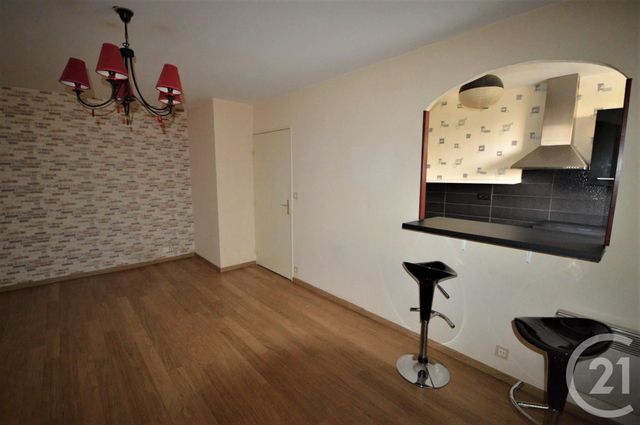 Afficher la photo en grand Appartement F2 à vendre - 2 pièces - 47.48 m2 - ORLEANS - 45 - CENTRE - Century 21 Premium