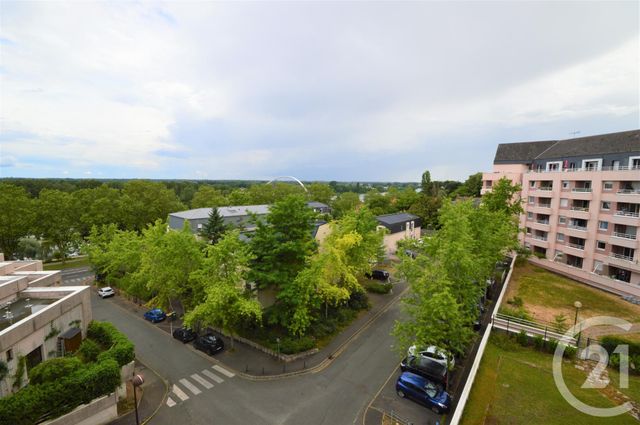 Afficher la photo en grand Appartement F1 à louer - 1 pièce - 19.5 m2 - ORLEANS - 45 - CENTRE - Century 21 Premium