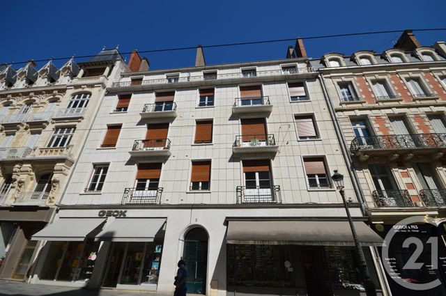 Afficher la photo en grand Appartement F2 à louer - 2 pièces - 72.09 m2 - ORLEANS - 45 - CENTRE - Century 21 Premium