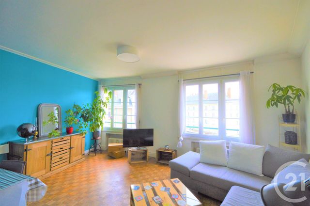 Afficher la photo en grand Appartement F3 à louer - 3 pièces - 64.26 m2 - ORLEANS - 45 - CENTRE - Century 21 Premium
