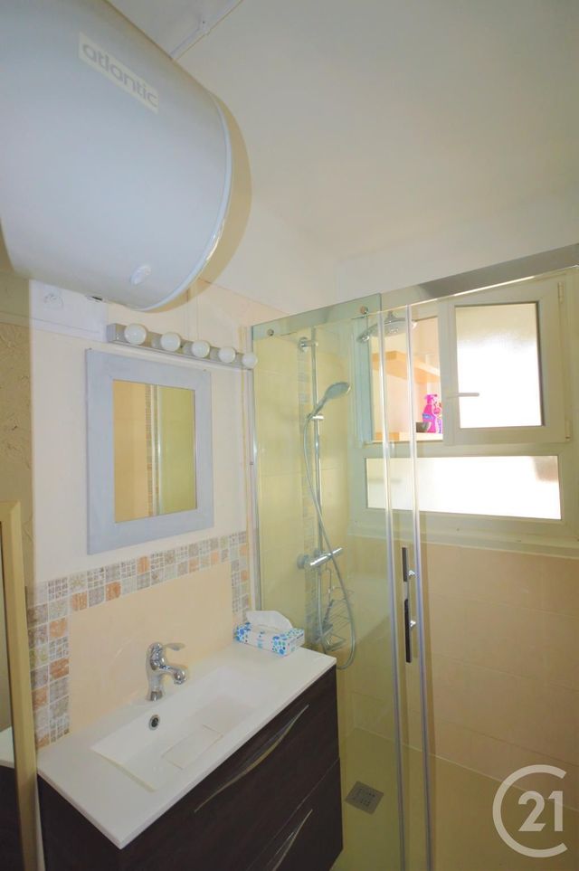 Afficher la photo en grand Appartement F3 à louer - 3 pièces - 64.26 m2 - ORLEANS - 45 - CENTRE - Century 21 Premium