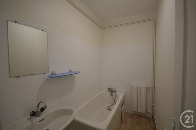 Afficher la photo en grand Appartement F2 à louer - 2 pièces - 55.0 m2 - ORLEANS - 45 - CENTRE - Century 21 Premium