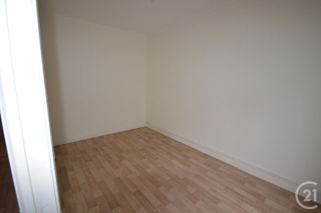 Afficher la photo en grand Appartement F2 à louer - 2 pièces - 55.0 m2 - ORLEANS - 45 - CENTRE - Century 21 Premium