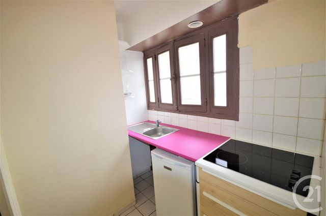 Afficher la photo en grand Appartement F2 à louer - 2 pièces - 31.73 m2 - ORLEANS - 45 - CENTRE - Century 21 Premium
