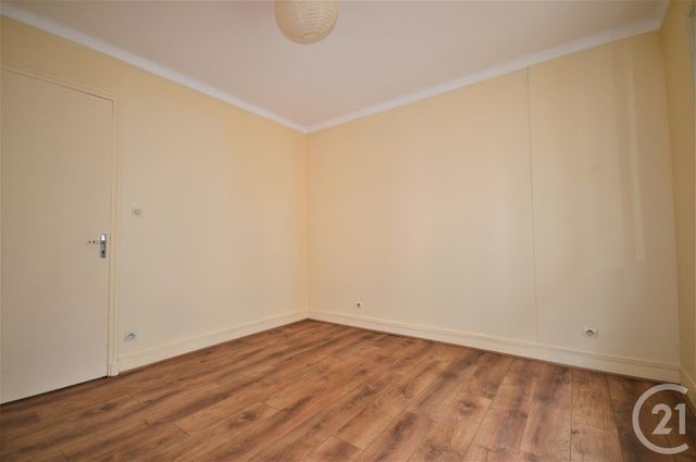 Afficher la photo en grand Appartement F2 à louer - 2 pièces - 31.73 m2 - ORLEANS - 45 - CENTRE - Century 21 Premium