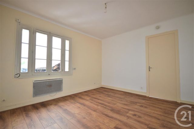 Afficher la photo en grand Appartement F2 à louer - 2 pièces - 31.73 m2 - ORLEANS - 45 - CENTRE - Century 21 Premium