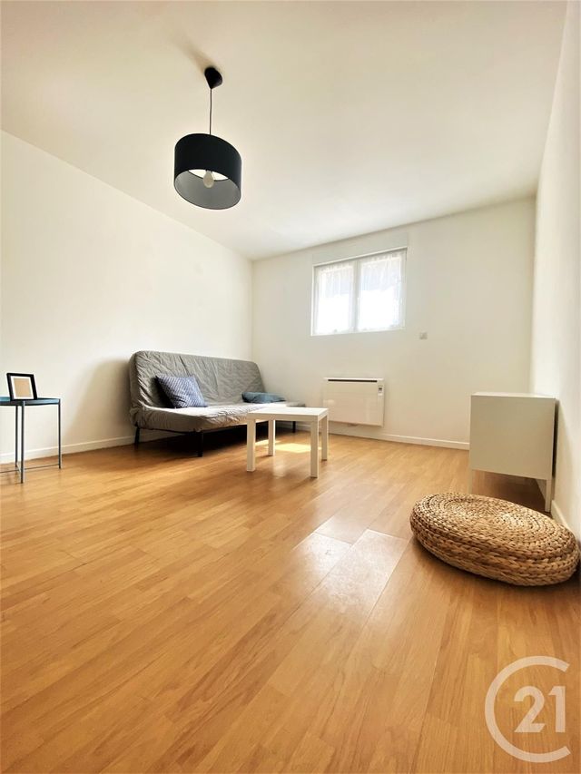 Studio à vendre - 1 pièce - 30.23 m2 - ORLEANS - 45 - CENTRE - Century 21 Premium