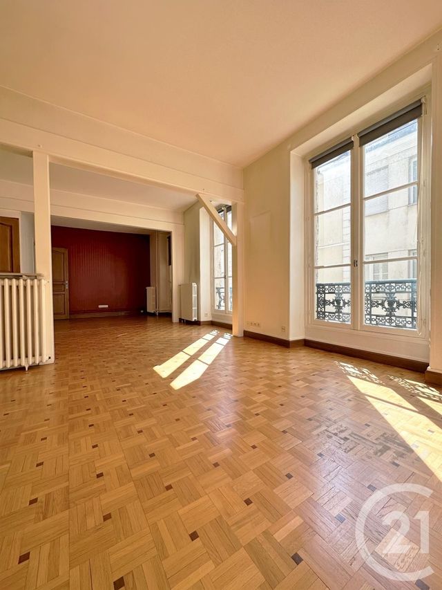 Appartement T4 à vendre - 4 pièces - 81.7 m2 - ORLEANS - 45 - CENTRE - Century 21 Premium