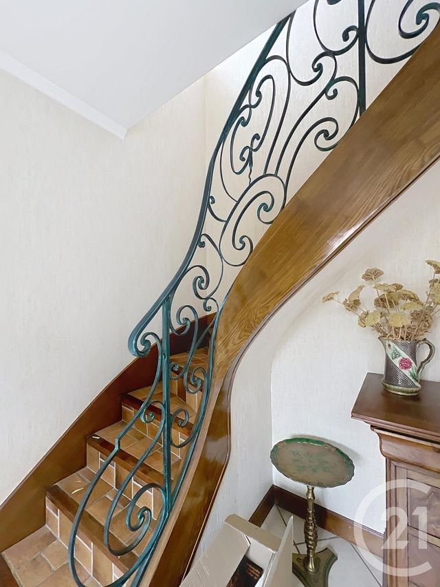 maison à vendre - 7 pièces - 123.59 m2 - ST JEAN DE BRAYE - 45 - CENTRE - Century 21 Premium