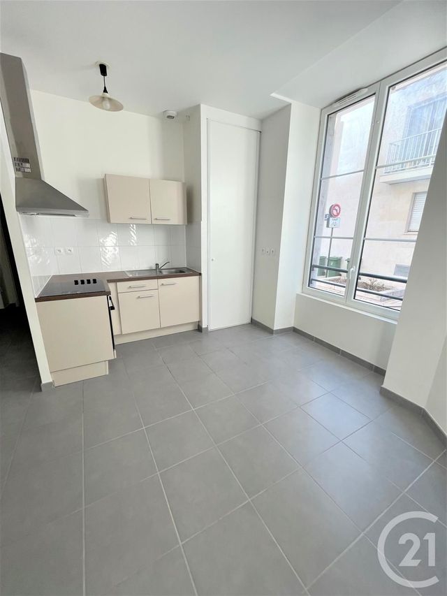 Appartement F2 à louer - 2 pièces - 31.8 m2 - ORLEANS - 45 - CENTRE - Century 21 Premium