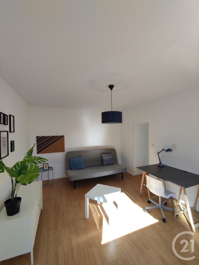 Studio à louer - 1 pièce - 30.23 m2 - ORLEANS - 45 - CENTRE - Century 21 Premium