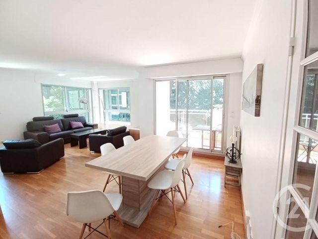 Appartement F2 à louer - 2 pièces - 72.6 m2 - ORLEANS - 45 - CENTRE - Century 21 Premium