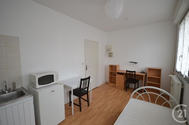 Appartement F1 à louer - 1 pièce - 18.36 m2 - ORLEANS - 45 - CENTRE - Century 21 Premium
