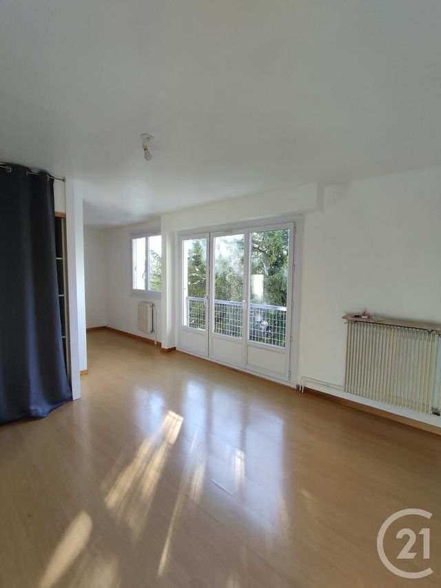 Appartement F3 à louer - 3 pièces - 77.0 m2 - LA CHAPELLE ST MESMIN - 45 - CENTRE - Century 21 Premium