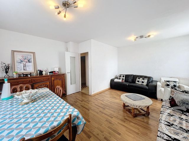 Appartement T3 à vendre - 3 pièces - 67.04 m2 - FLEURY LES AUBRAIS - 45 - CENTRE - Century 21 Premium