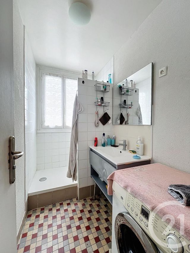 Appartement T3 à vendre - 3 pièces - 67.04 m2 - FLEURY LES AUBRAIS - 45 - CENTRE - Century 21 Premium