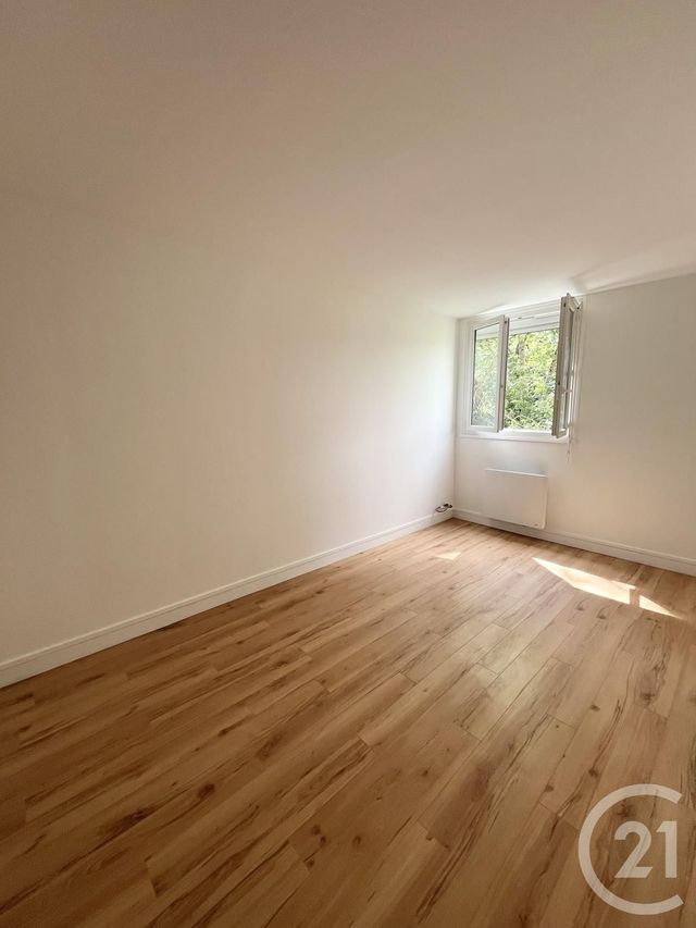 Appartement F4 à vendre - 4 pièces - 78.13 m2 - SARAN - 45 - CENTRE - Century 21 Premium
