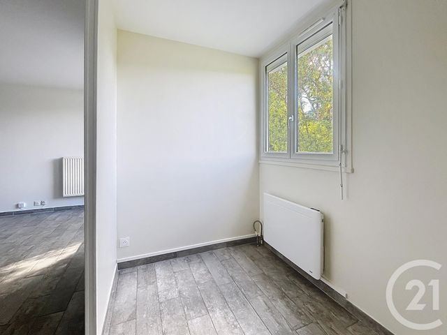 Appartement F4 à vendre - 4 pièces - 78.13 m2 - SARAN - 45 - CENTRE - Century 21 Premium