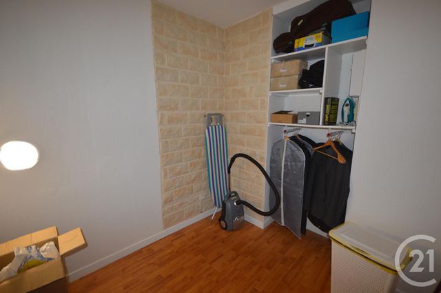 Appartement F2 à vendre - 2 pièces - 46.12 m2 - ORLEANS - 45 - CENTRE - Century 21 Premium