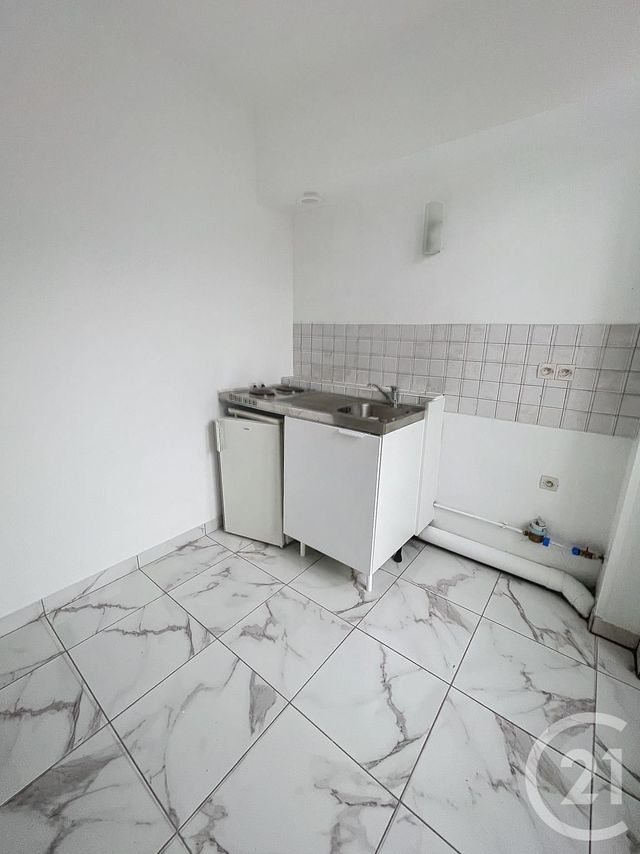 Appartement F1 à vendre - 1 pièce - 26.7 m2 - ORLEANS - 45 - CENTRE - Century 21 Premium