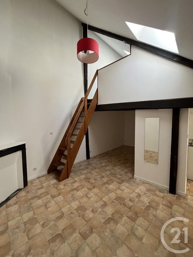 Appartement F1 à louer - 1 pièce - 29.57 m2 - ORLEANS - 45 - CENTRE - Century 21 Premium