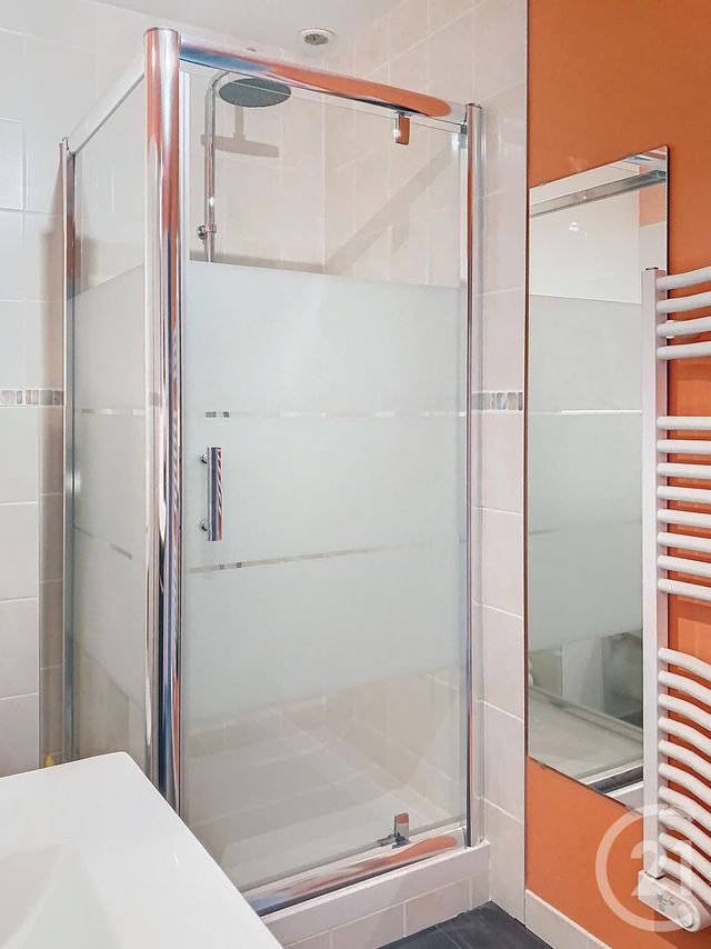 Afficher la photo en grand Appartement F4 à vendre - 5 pièces - 132.76 m2 - ST JEAN LE BLANC - 45 - CENTRE - Century 21 Premium