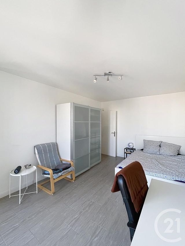 Appartement F1 à vendre - 1 pièce - 27.93 m2 - ORLEANS - 45 - CENTRE - Century 21 Premium