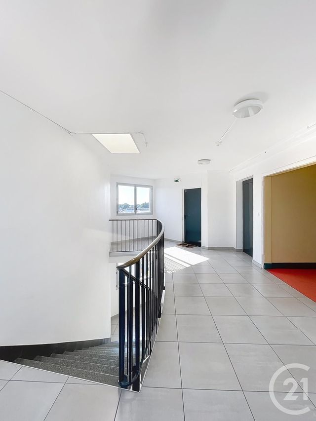 Appartement F1 à vendre - 1 pièce - 27.93 m2 - ORLEANS - 45 - CENTRE - Century 21 Premium