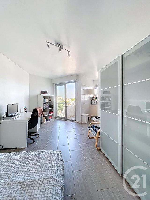 Appartement F1 à vendre - 1 pièce - 27.93 m2 - ORLEANS - 45 - CENTRE - Century 21 Premium