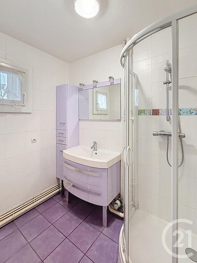 Appartement F3 à vendre - 3 pièces - 66.0 m2 - ST JEAN DE LA RUELLE - 45 - CENTRE - Century 21 Premium