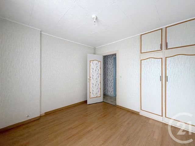 Appartement F3 à vendre - 3 pièces - 66.0 m2 - ST JEAN DE LA RUELLE - 45 - CENTRE - Century 21 Premium