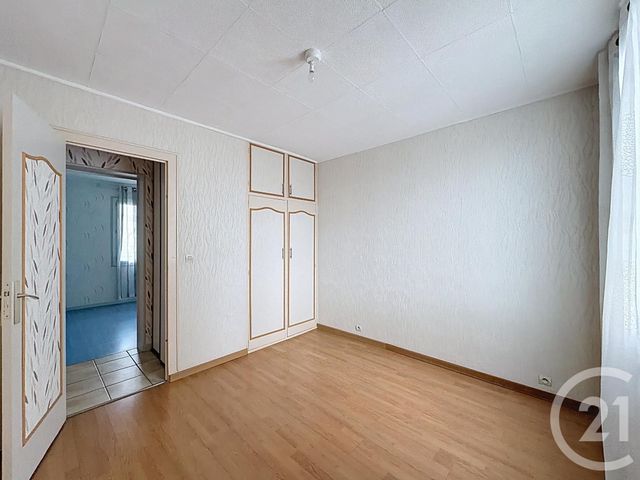 Appartement F3 à vendre - 3 pièces - 66.0 m2 - ST JEAN DE LA RUELLE - 45 - CENTRE - Century 21 Premium