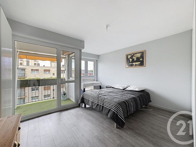 Appartement F5 à vendre - 4 pièces - 92.0 m2 - ORLEANS - 45 - CENTRE - Century 21 Premium