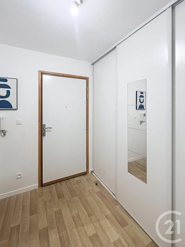 Appartement T2 à vendre - 2 pièces - 56.72 m2 - ORLEANS - 45 - CENTRE - Century 21 Premium